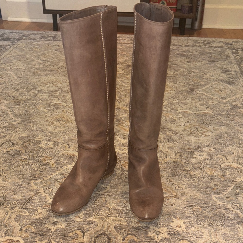 Chloe Leather Boots